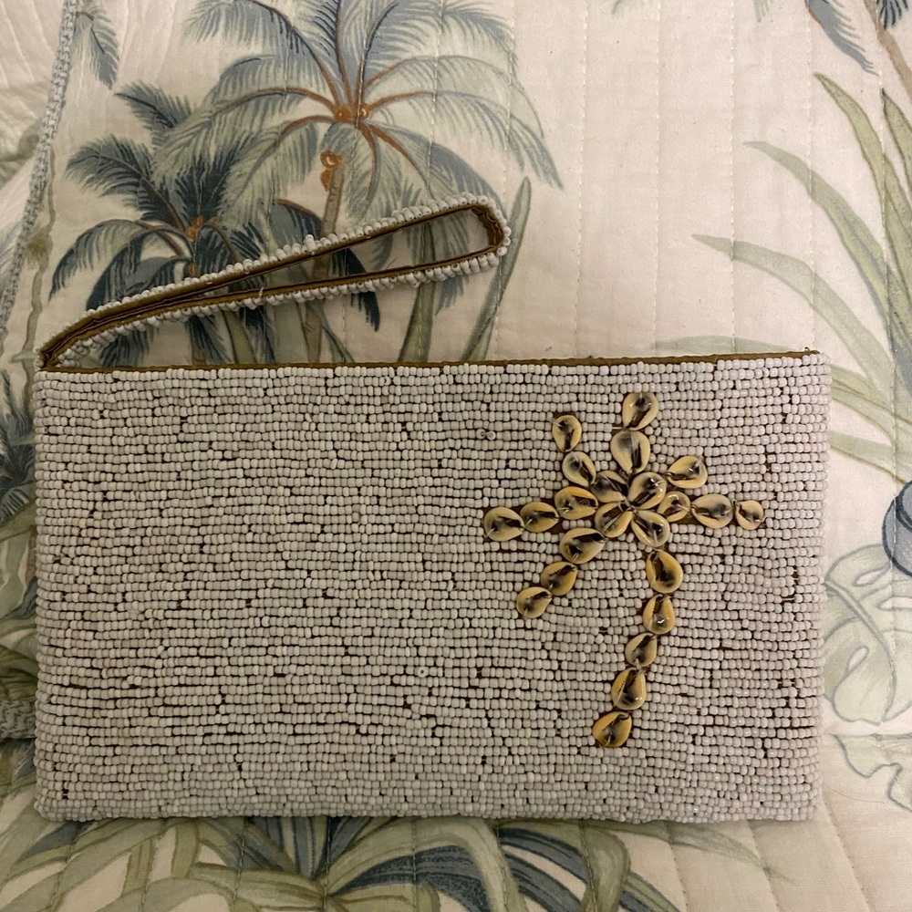 Tommy Bahama beaded summer wristlet
